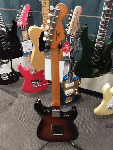 Squier - 037-4015-500 3